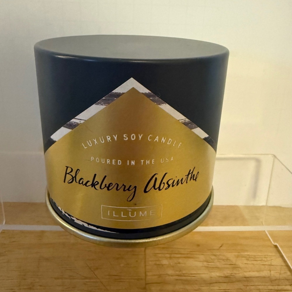 Illume Blackberry Absinthe Luxury Soy Candle 11.8 oz Decorative Tin Single Wick